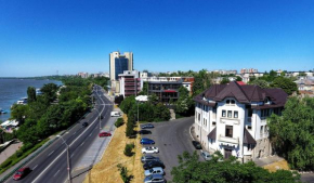 Citadel Aparthotel
